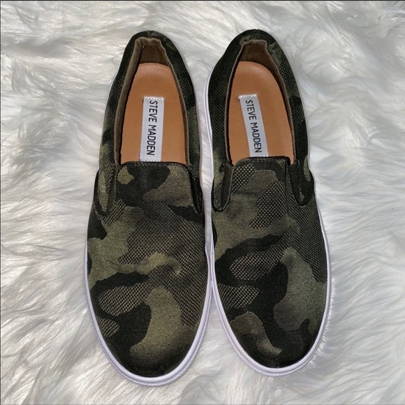 steve madden ecentric camo